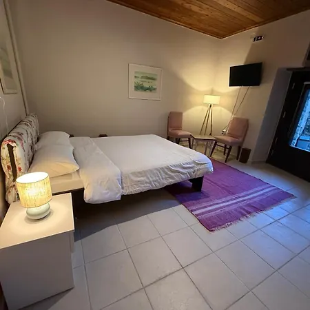 En Kanalion Well Guest house *