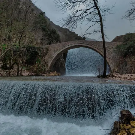 En Kanalion Well Gæstehus Kanalia (Karditsa)